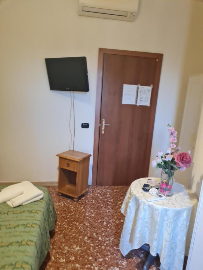 La Palazzina Hotel Róma Kültér fotó