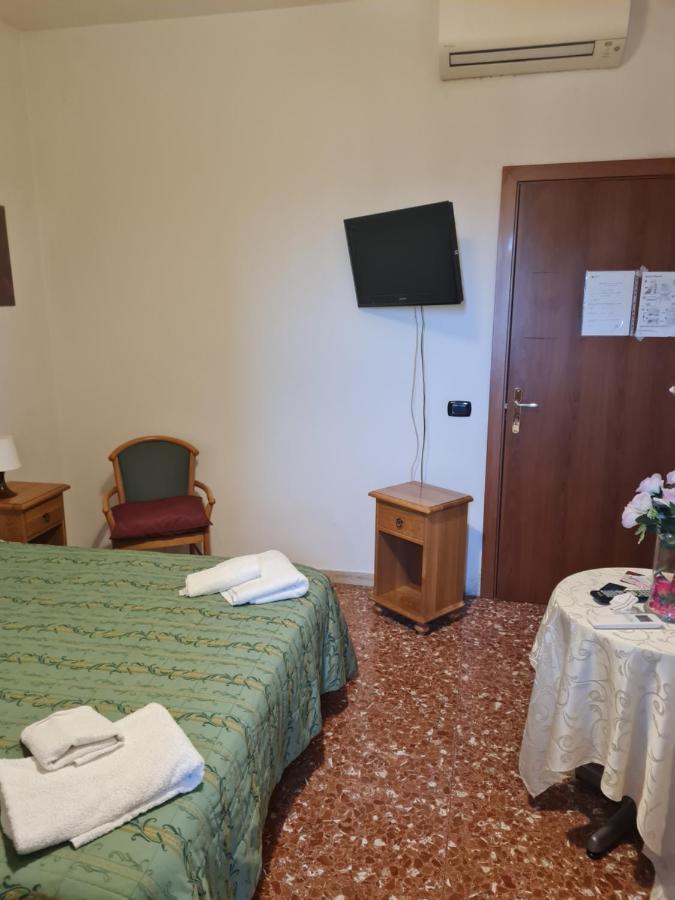 La Palazzina Hotel Róma Kültér fotó